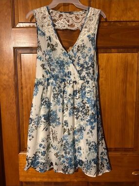 Vero Moda Blue Floral Lace-Back Mini Dress